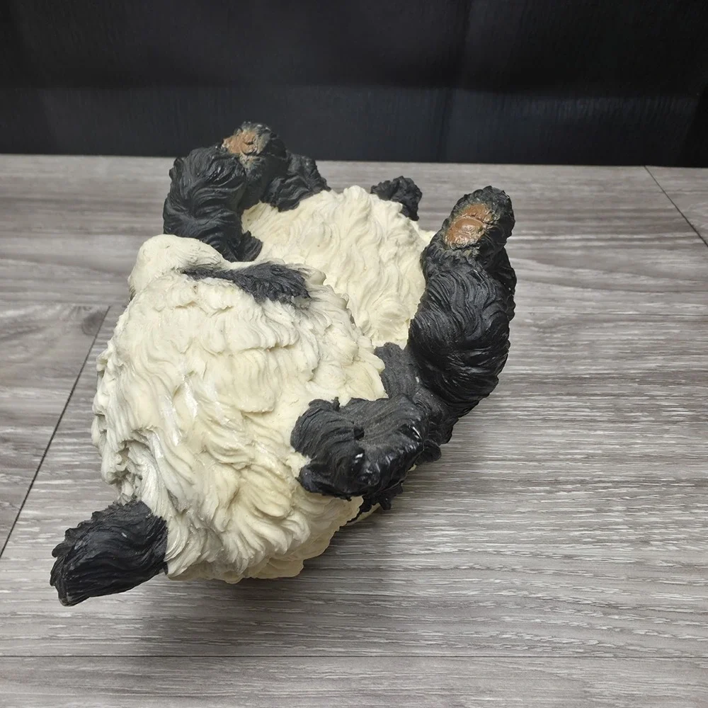 Vintage Panda Bear Heavy Cast Resin Figure Wind Up Musical Nature‎ Art